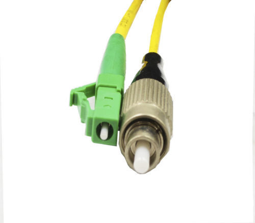 G652D LC / APC - كابل الطائر ذو الحبل الليفية FC / UPC SIMPLEX 9/125