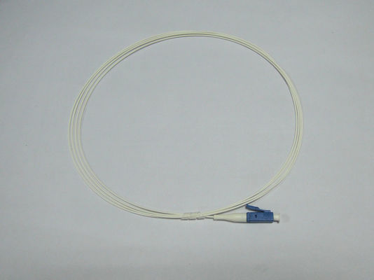 الصين 0 - 15 Kgf Tensile Strength LC / Sc Sm ضفيرة ، أنبوب قابل للتقلص بالحرارة Sc Apc ضفيرة المزود