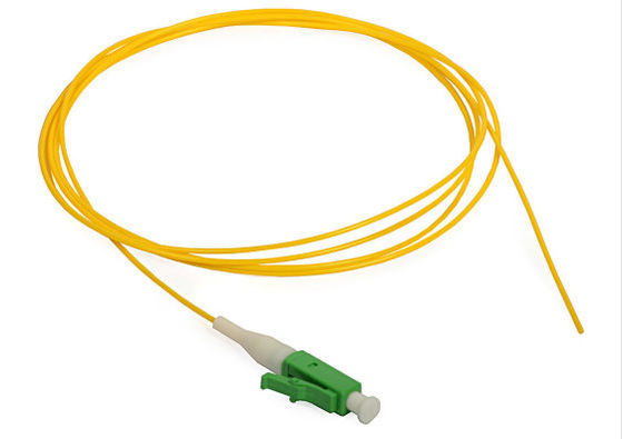 الصين LC APC Ftth Fiber Pigtails Patch Cords، Single Mode 9/125 Harga Pigtail Fiber Optic المزود
