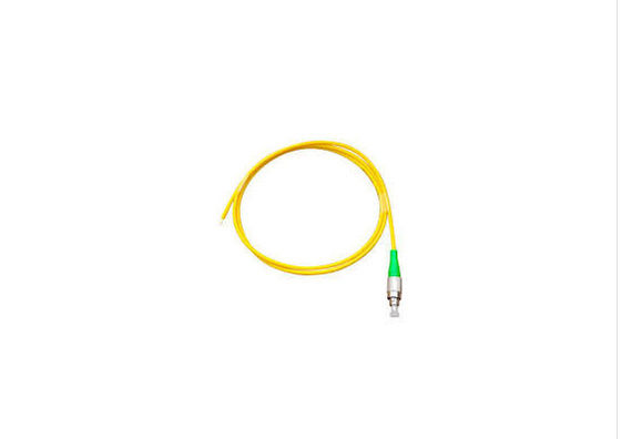 الحجم: FC / APC Simplex Fiber Optic Pigtail G652D 2.0mm Size for Premise المنشآت المزود